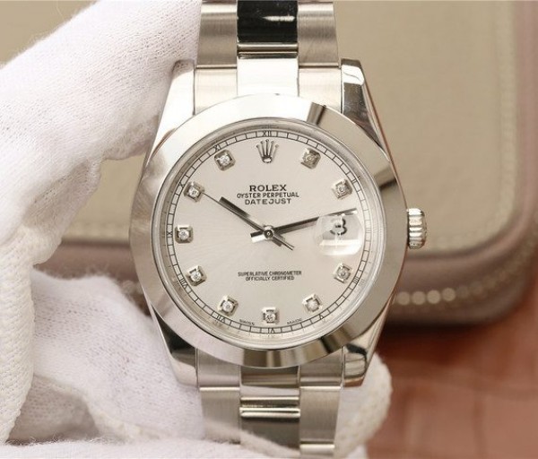 How to buy a DateJust clone watches online in Barbados?