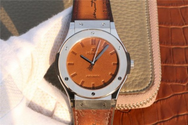 How to buy a Hublot clone watches for sale in Libyan Arab Jamahiriya?