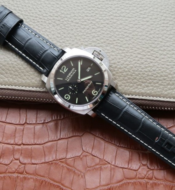 How to buy a Luminor 1950 clone watches for sale in Azerbaijan?