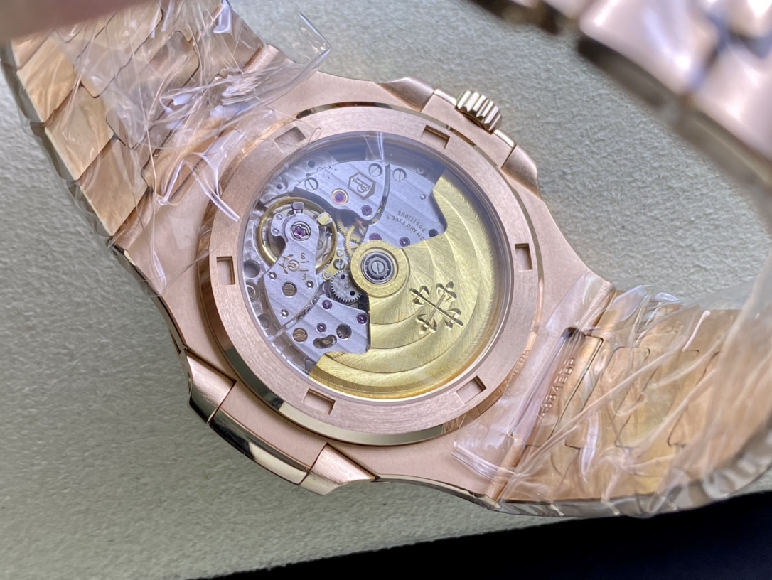 Patek Philippe Nautilus 5723 1:1 Superclone