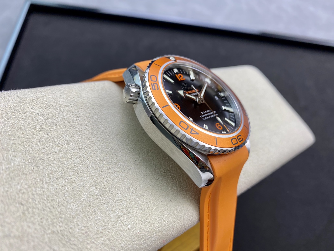 Omega Planet Ocean Sea Orange 42mm 