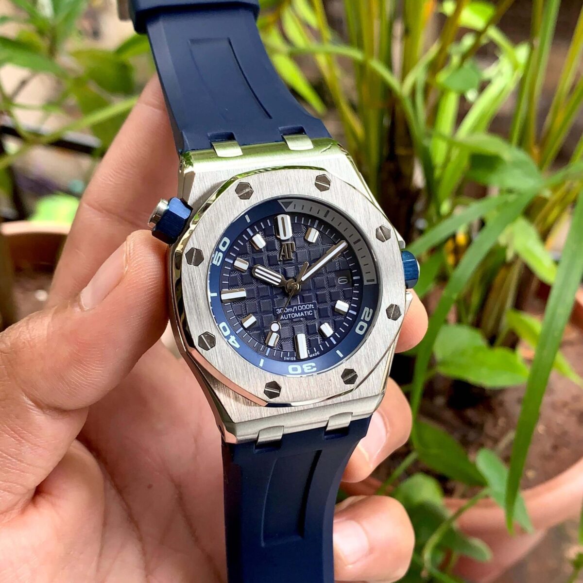 Audemars Piguet Offshore Diver Black 15720ST Blue - gallery
