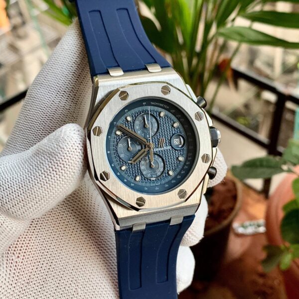 Audemars Piguet Royal Oak Offshore Chrono Vampire Edition - gallery
