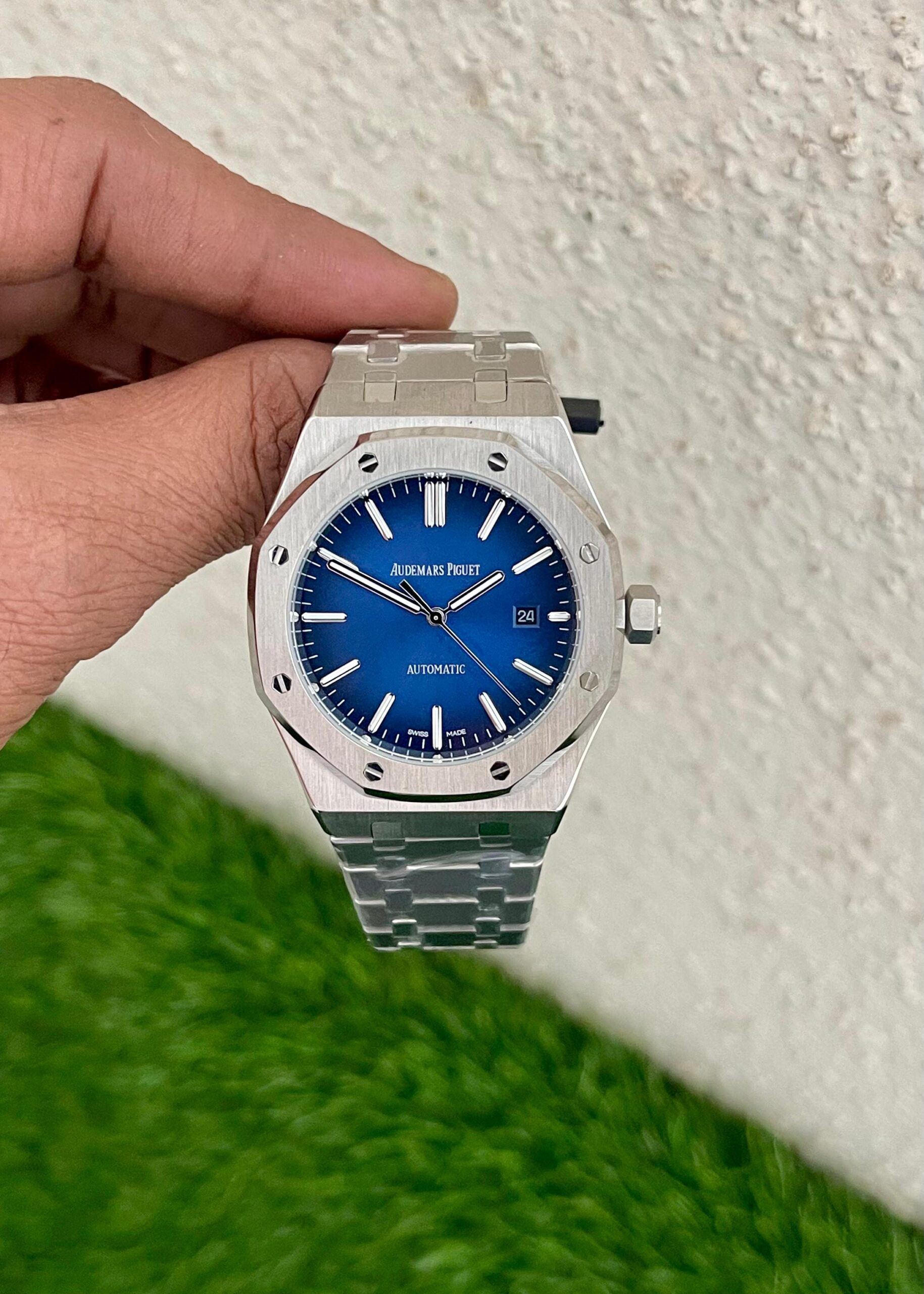 Audemars Piguet Royal Oak Blue  Watch - gallery