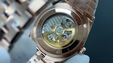 Rolex Super Clone Land Dweller 40mm Everose Gold - gallery