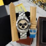 Breitling Avenger B01 Chronograph 44 AB0147101A1A1 - gallery
