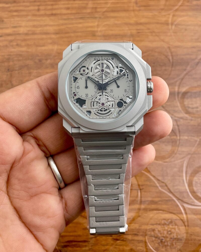 Bvlgari Octo Grey Chronograph 40mm - gallery