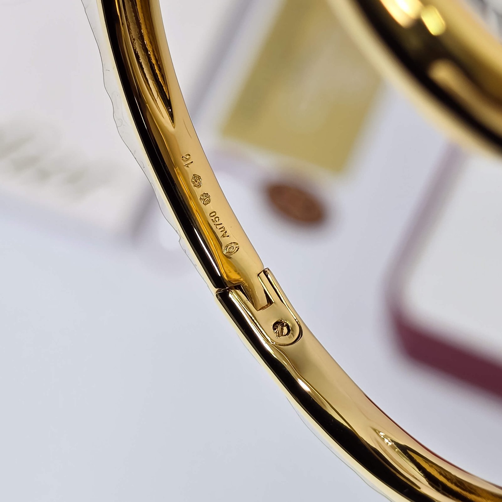 Cartier Baignoire Bangle Wgba0018 Ladies Quartz - gallery