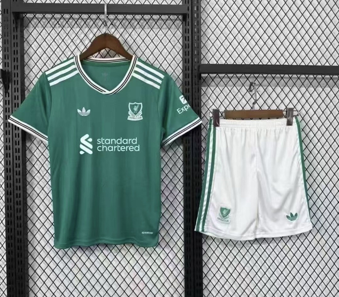 Liverpool 25-26 Liverpool Away Football Kids Kit Jersey+Shorts vs The Original: A Detailed Comparison