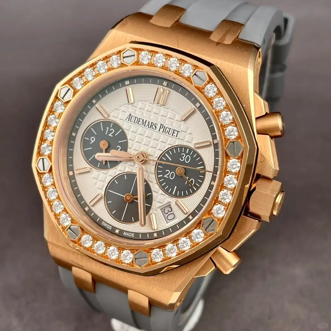 Audemars Piguet Royal Oak Offshore Selfwinding Chronograph Silver 26231OR.ZZ.D003CA.01 - gallery