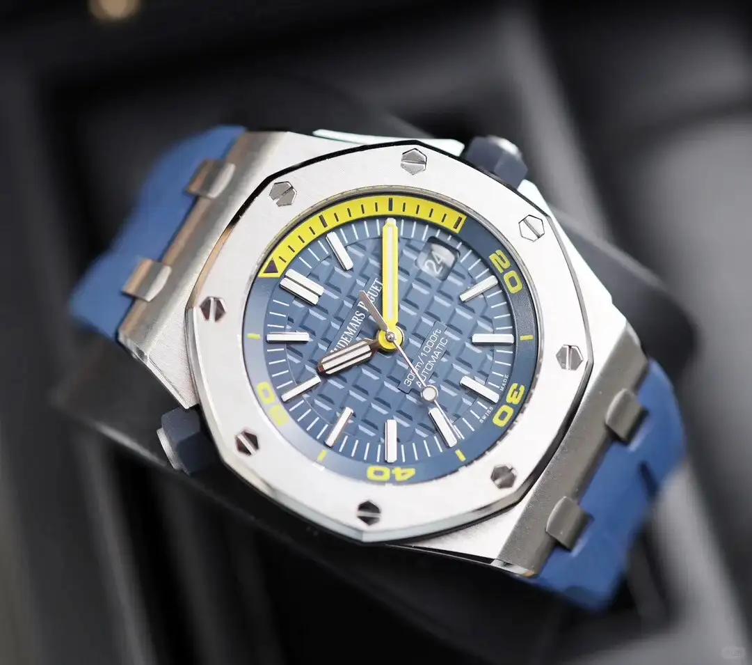 Audemars Piguet Royal Oak Offshore Diver Chronograph Blue 26703ST.OO.A027CA.01 - gallery