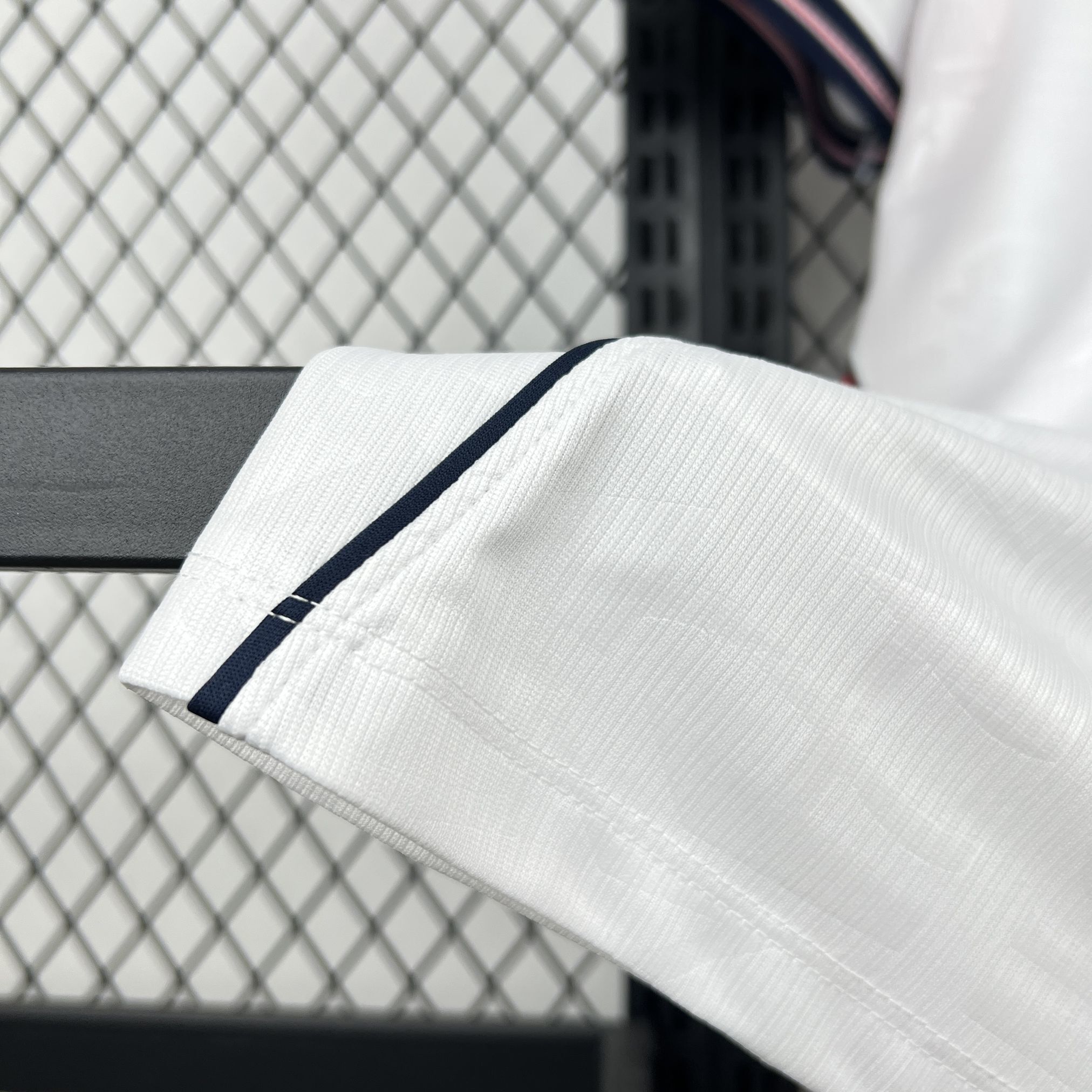 2026 England Home Wolrd Cup Soccer Jersey - view 9
