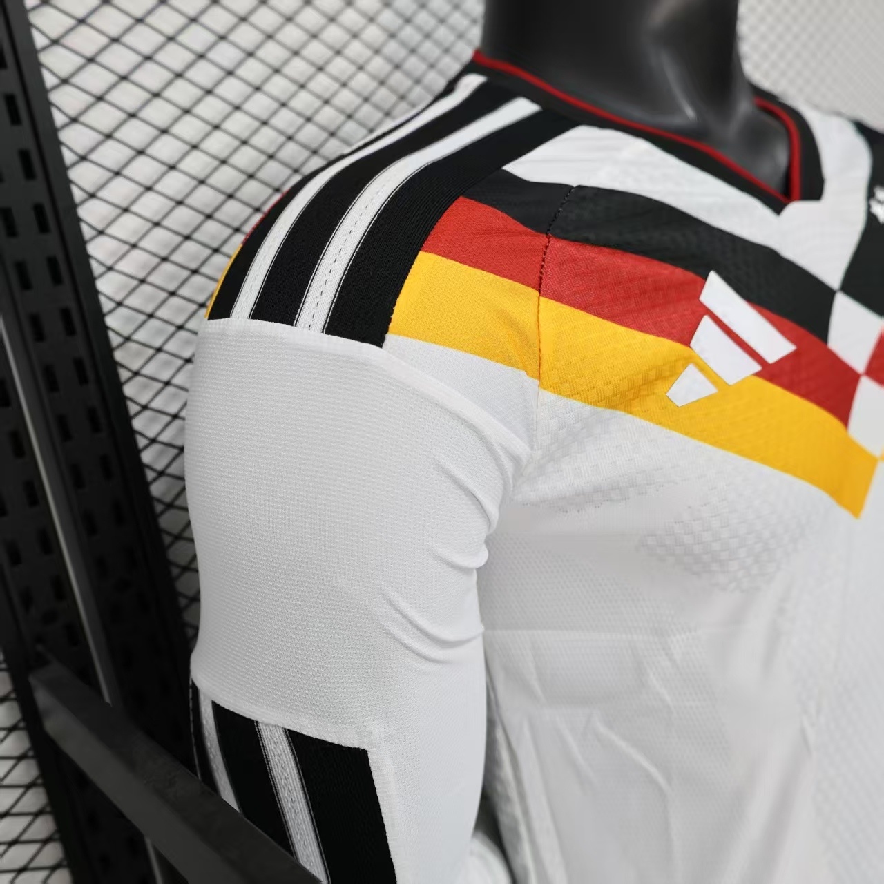 25-26 Germany Home Soccer Jersey Authentic Shirt Long Sleeve - view 7