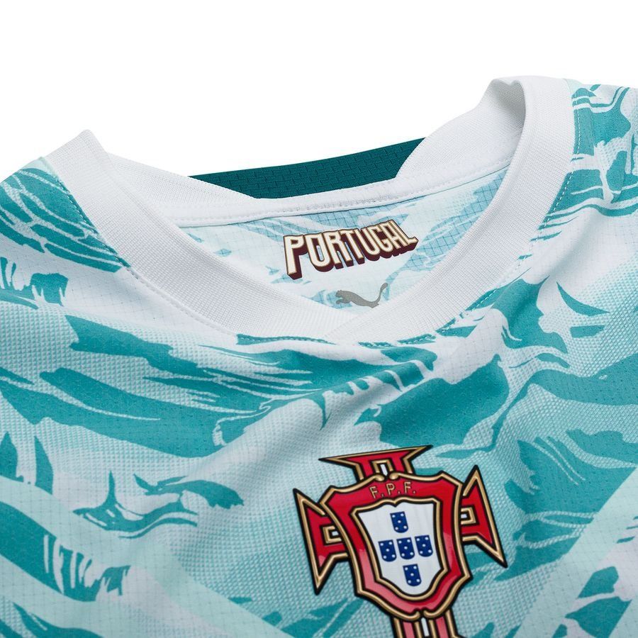 Portugal Away Shirt World Cup 2026 B. FERNANDES 8 - view 7
