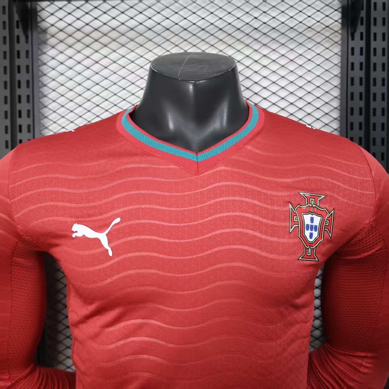 2026 Portugal  Home World Cup Soccer Jersey Player Version Long Sleeve - view 10
