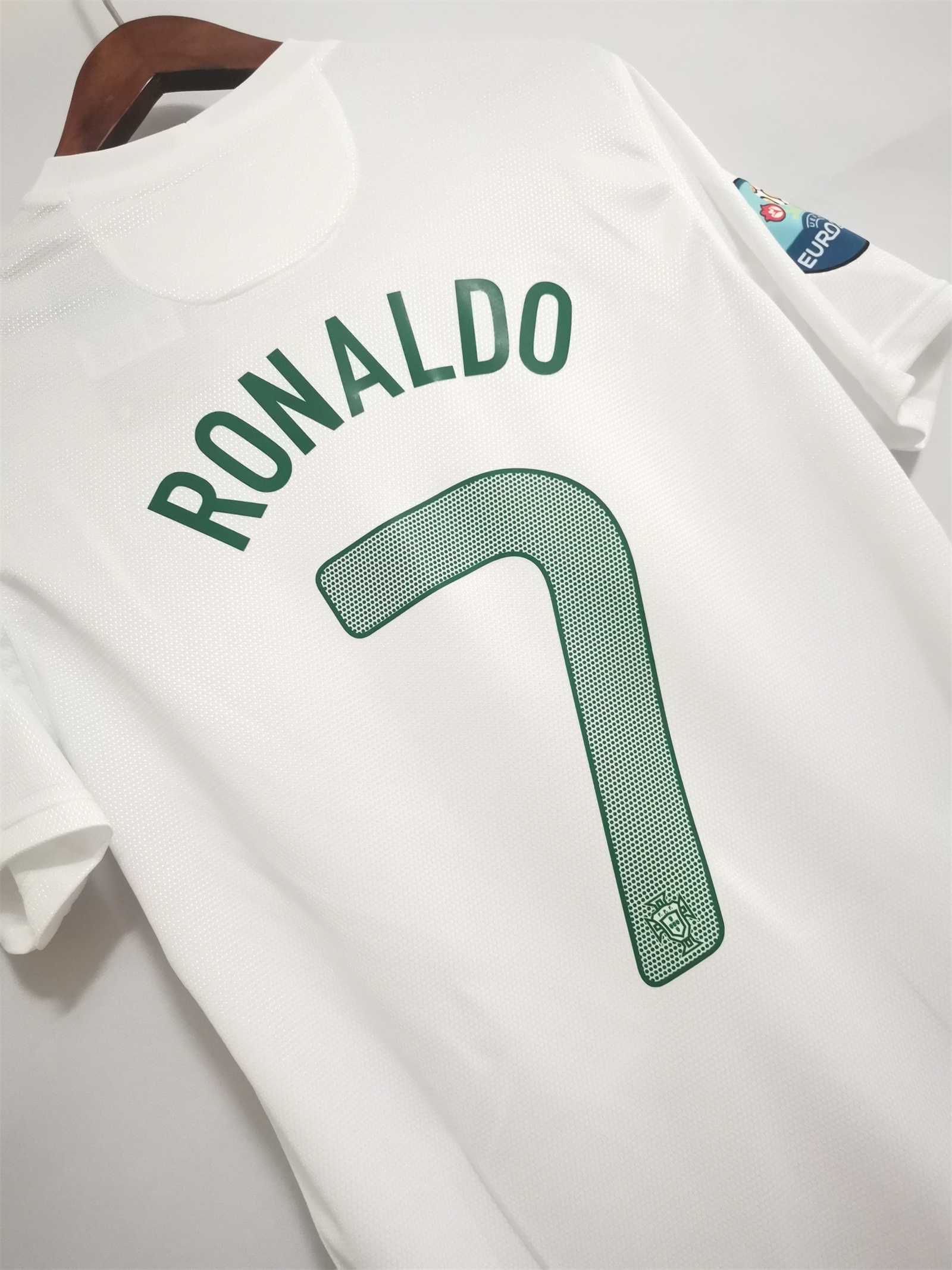 2012 Portugal Ronaldo #7  Euro Cup Away Retro Jersey - view 16