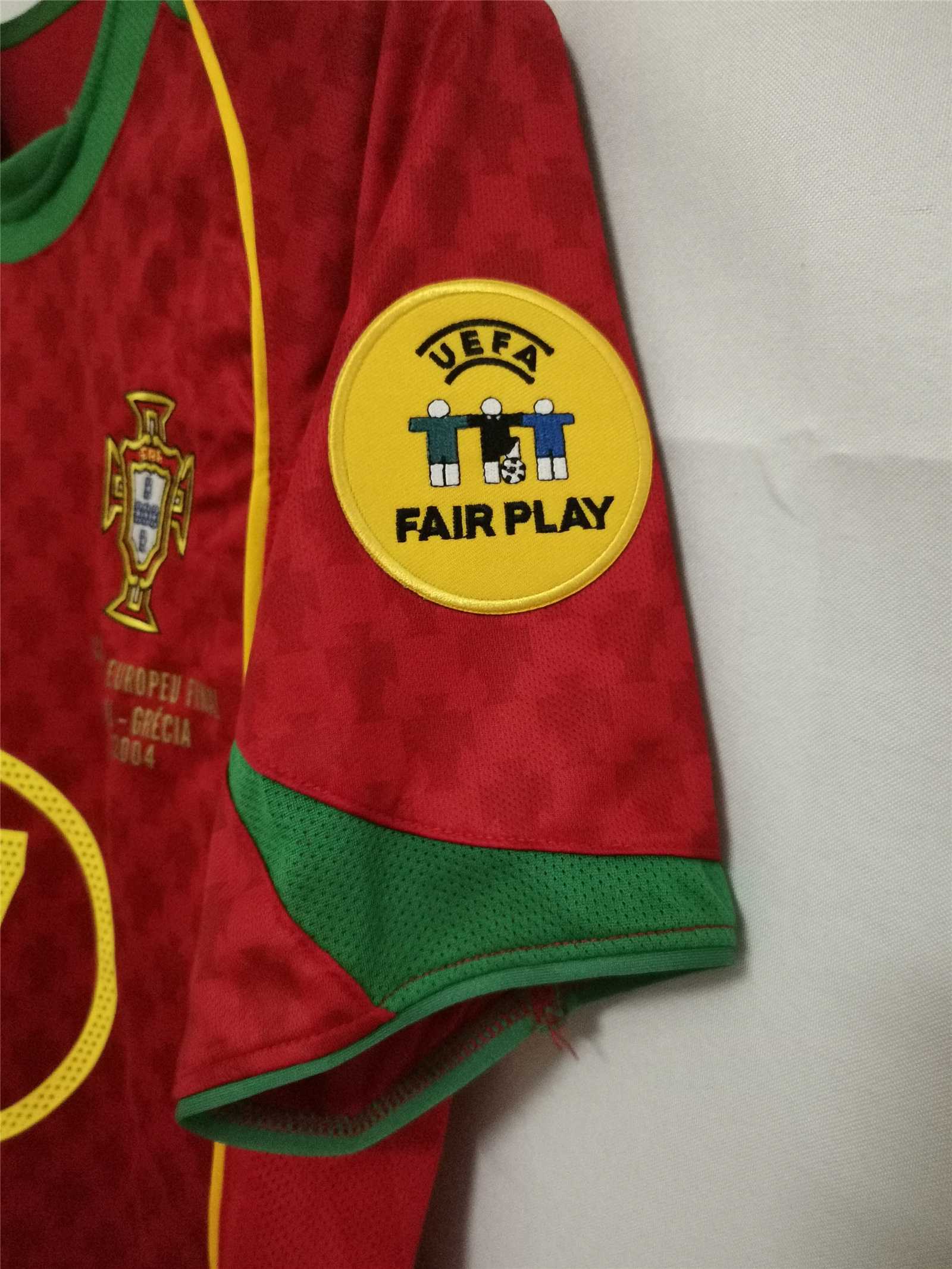 2004 Portugal  Euro Cup Home Retro Jersey - view 10