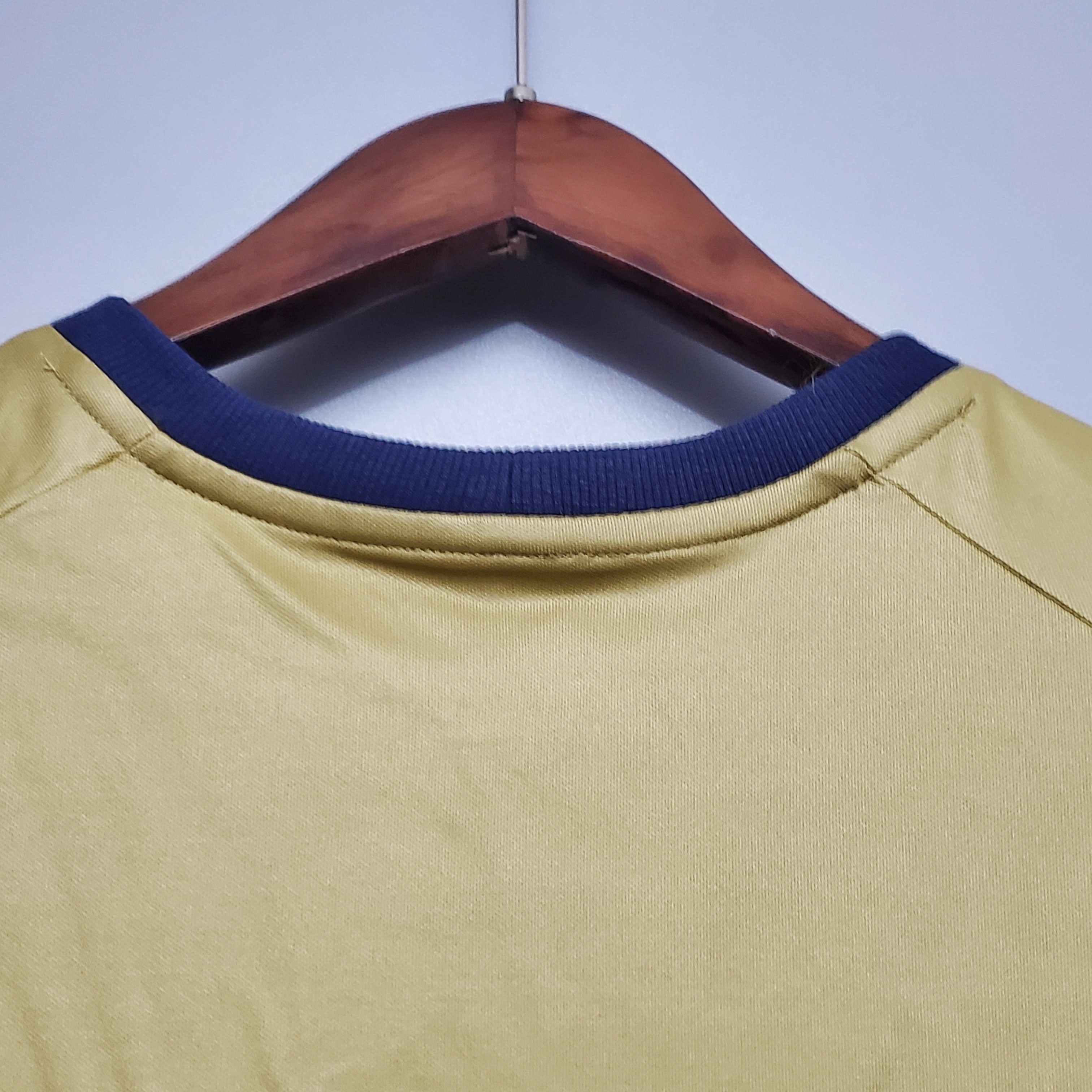 2006 Italy Home World Cup Goalkeeper Retro Jersey - view 11