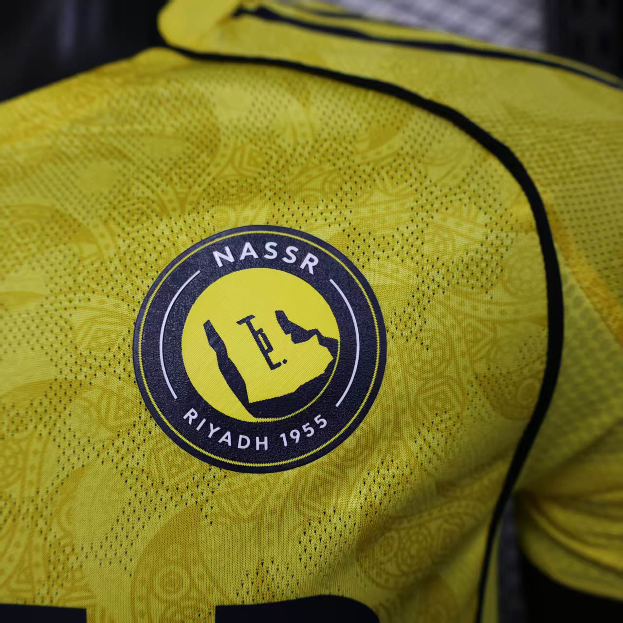 25-26 Al-Nassr Victory Home Soccer Jersey Player Version - view 4
