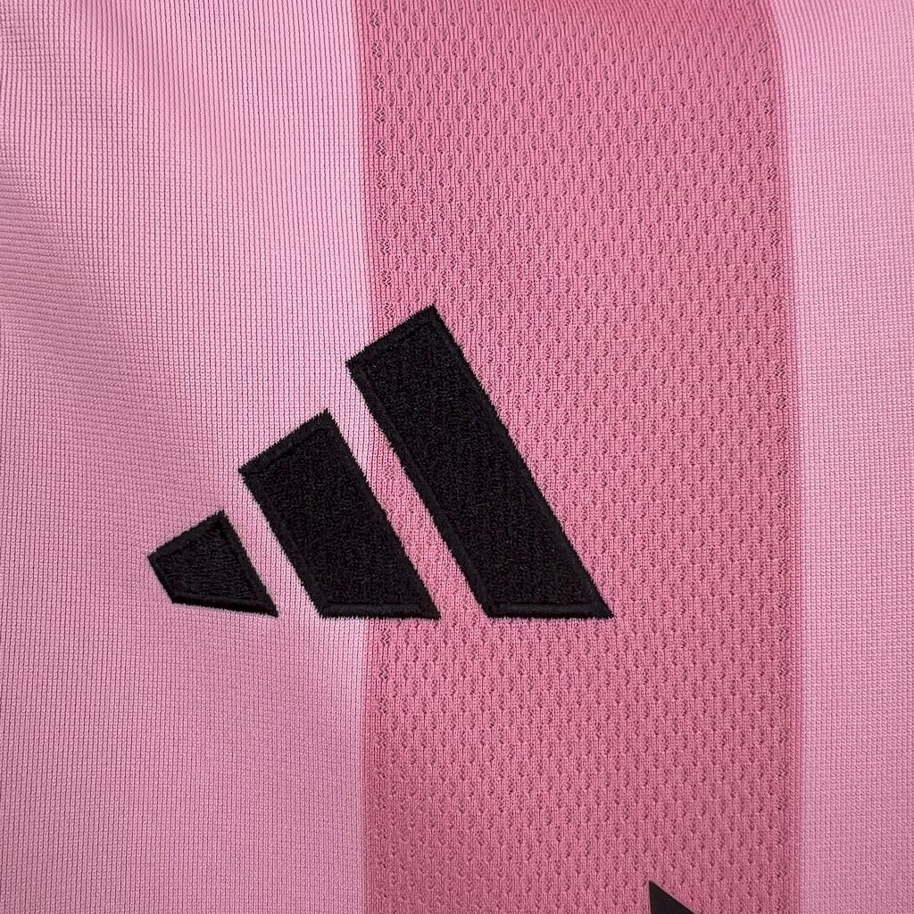 25-26 Inter Miami CF Pink  Soccer Jersey Club World Cup - view 4