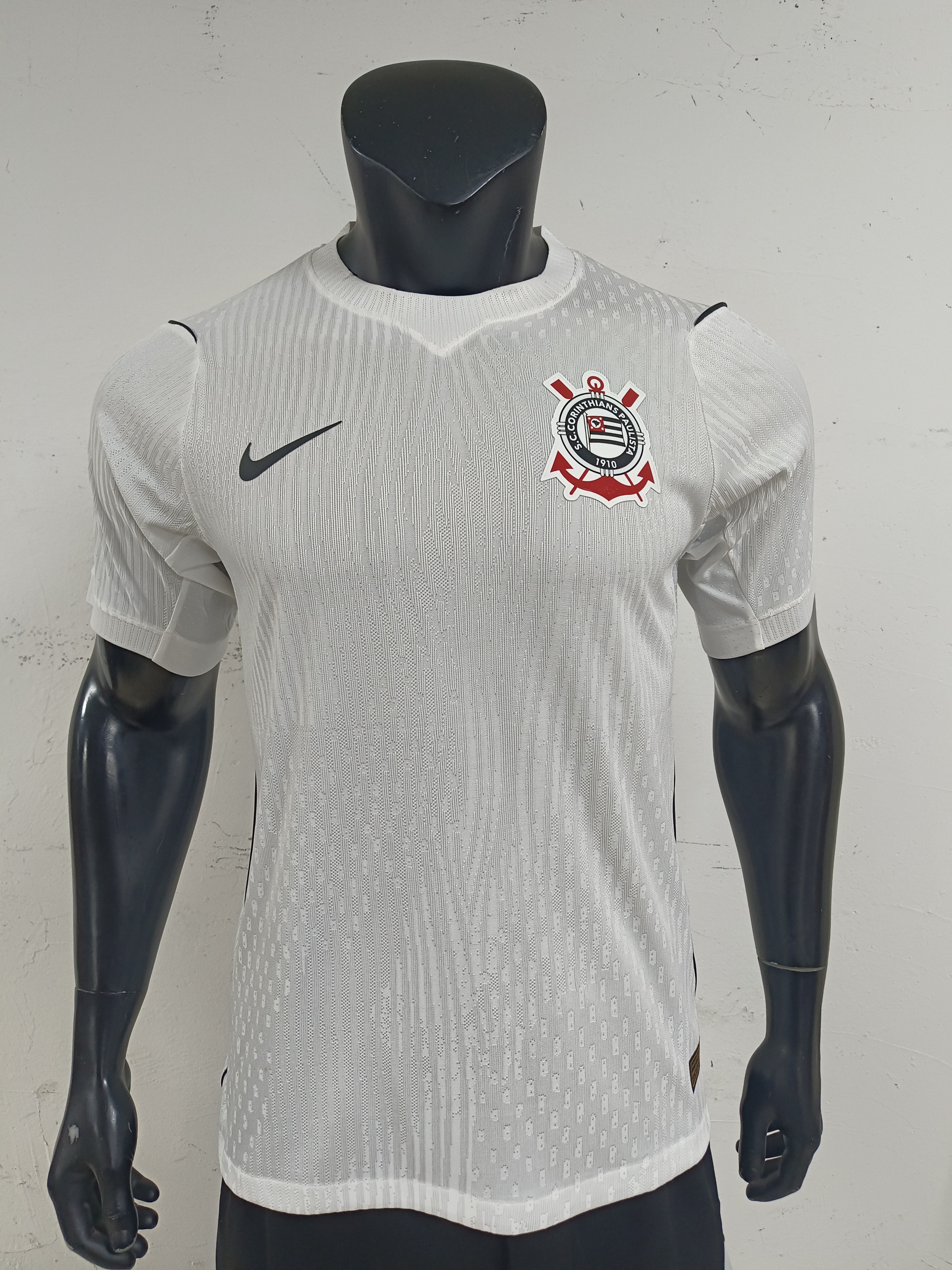 26-27 Corinthians Home Jersey - view 3