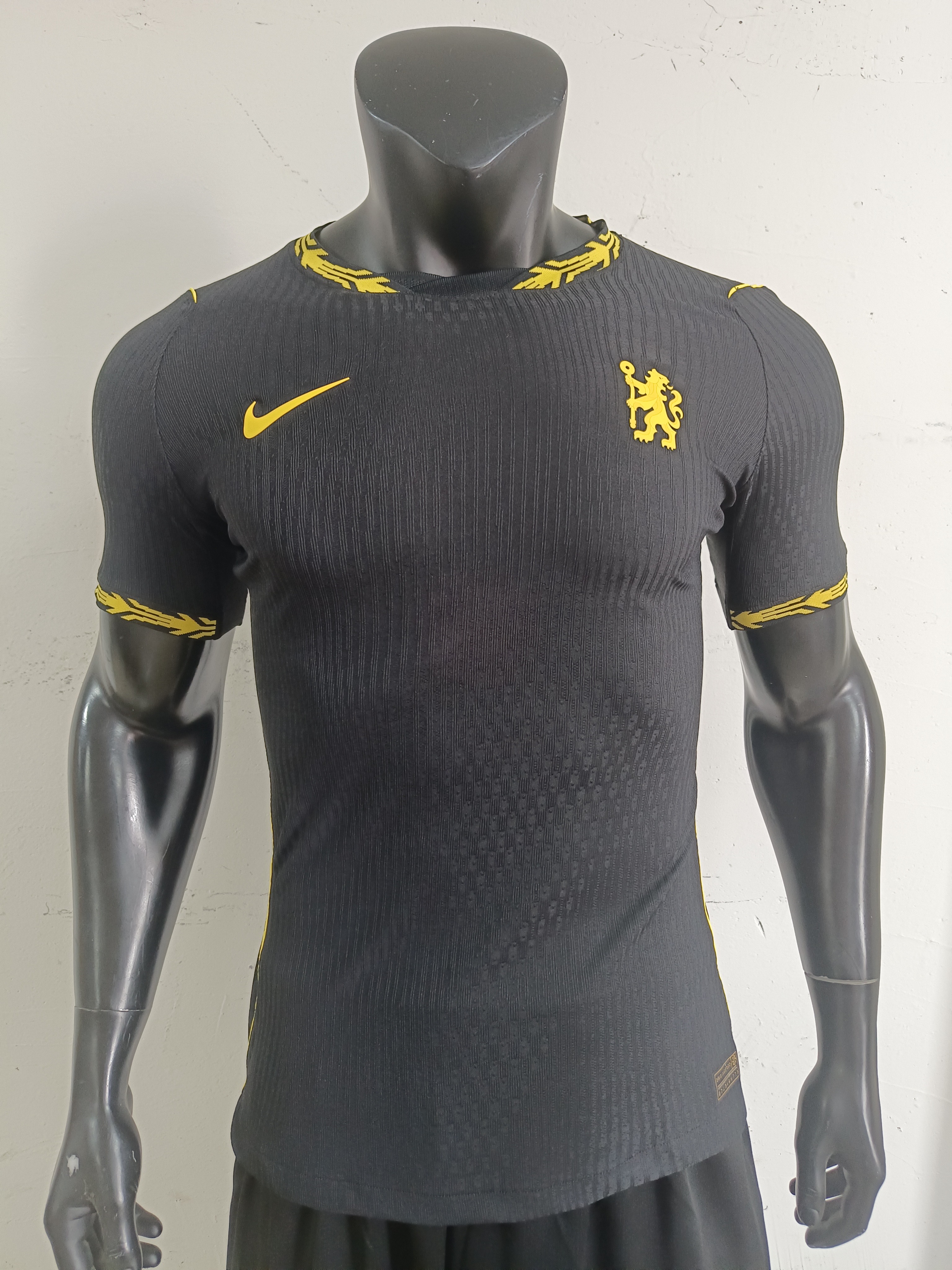 -27 Chelsea Away Jersey - view 3