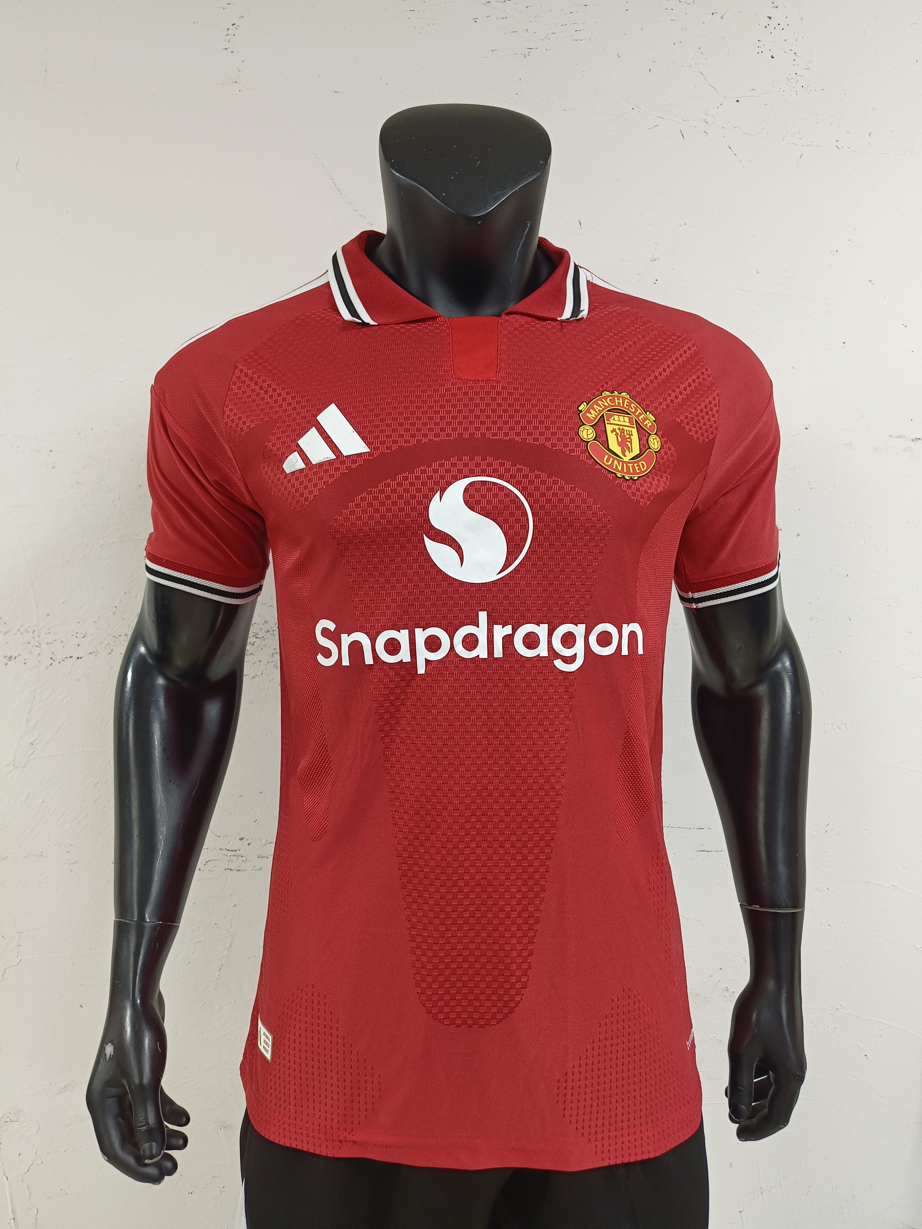 The Ultimate Guide to Choosing a 2627 Club -27 Manchester United Home Jersey