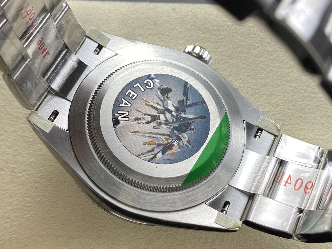 Superclone Rolex Explorer 40 mm Black Dial 224270 - gallery