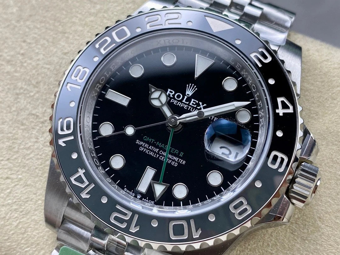 Superclone Rolex GMT-Master II 126710GRNR  Bruce Wayne  Jubilee 2024 - gallery