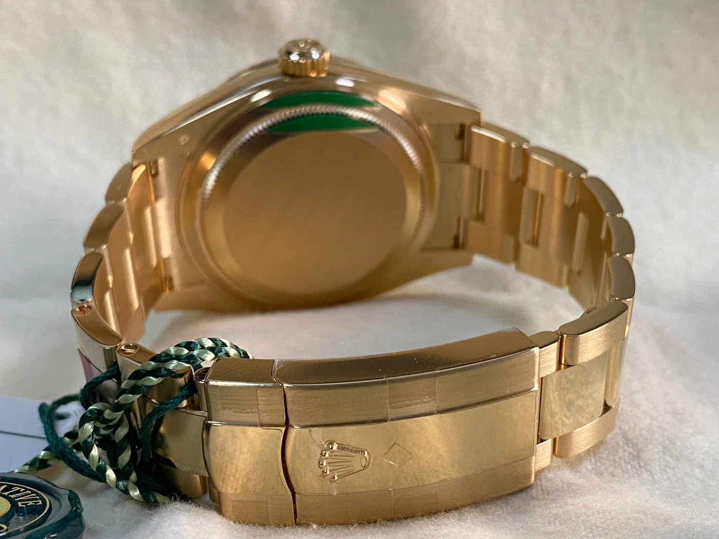 Superclone Rolex Sky-Dweller 42 mm Champagne Dial 336938 - gallery