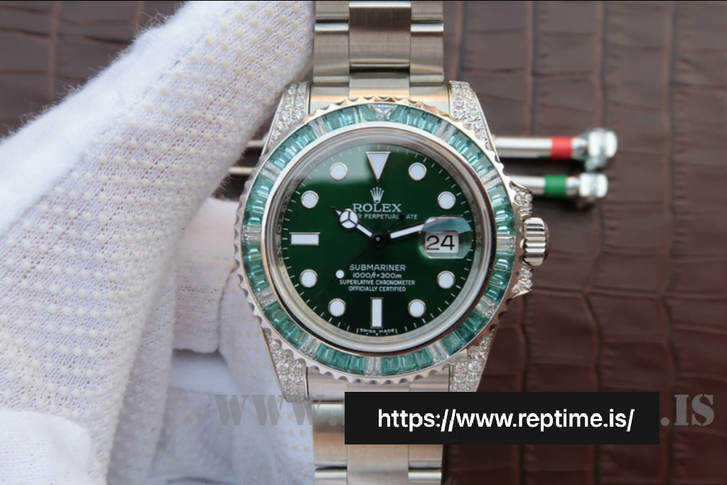 Rolex Submariner 116610 Men Automatic 40MM - gallery