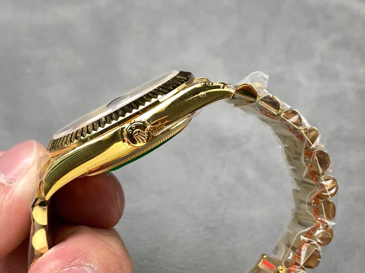 Rolex Day-Date Super Clone M228238-00069 Yellow Gold 40mm - gallery