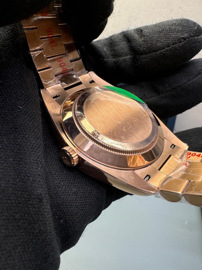 Rolex Day-Date Super Clone 228235 Everose Gold 40mm - gallery