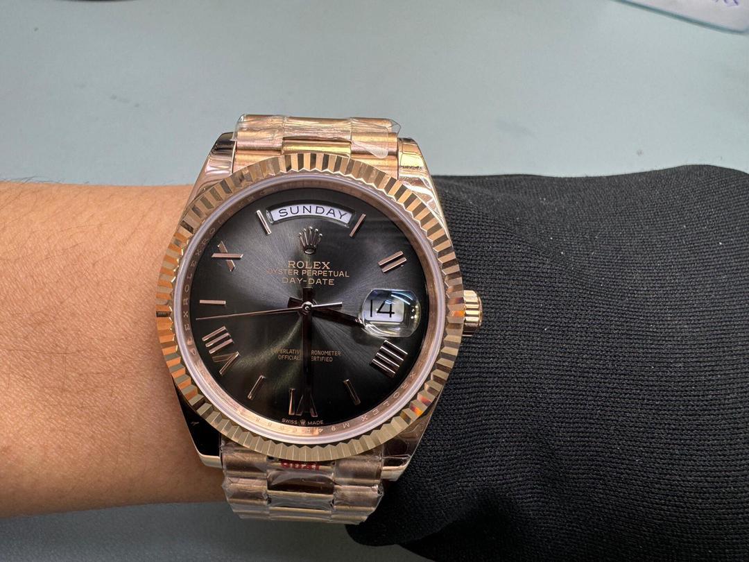 Rolex Day-Date Super Clone 228235 Everose Gold 40mm - gallery