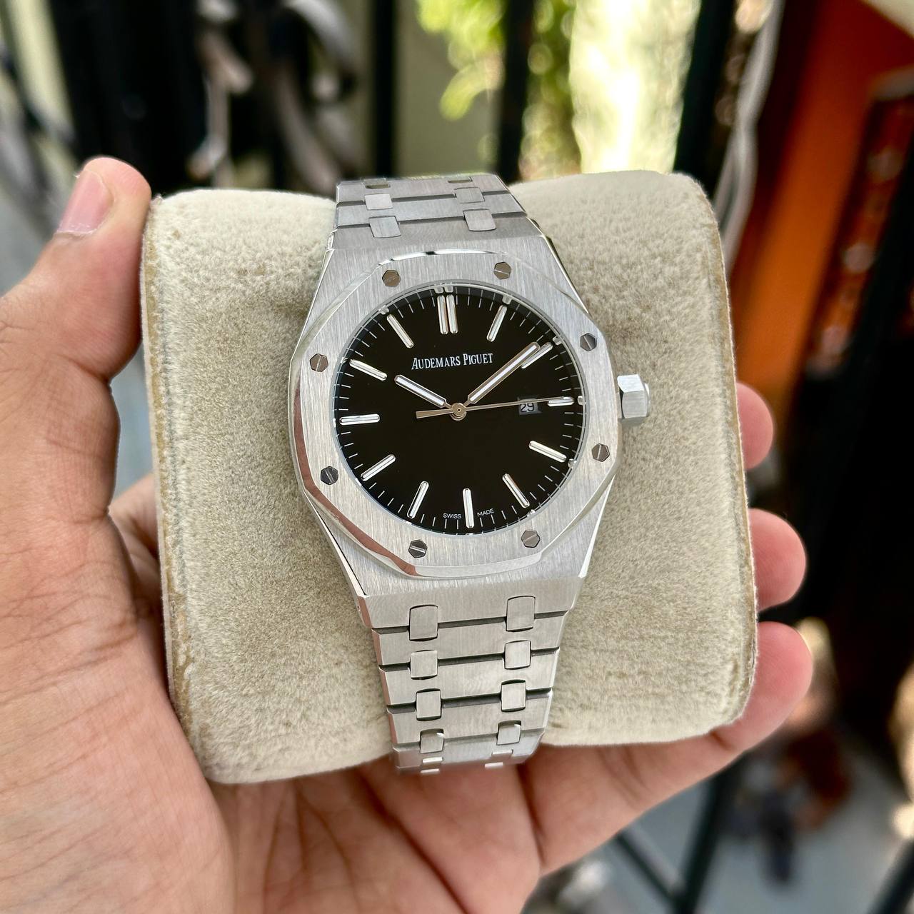 Audemars Piguet Royal Oak Black Dial - gallery