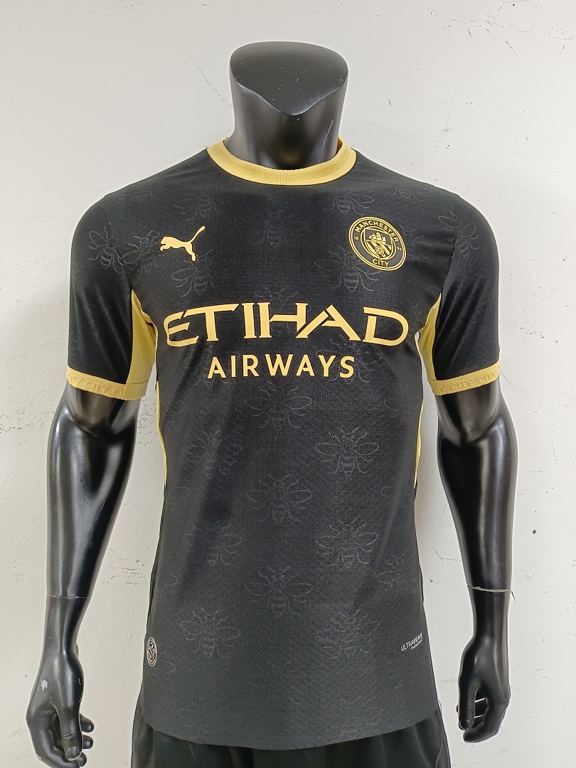 26-27Manchester CityAway - view 5