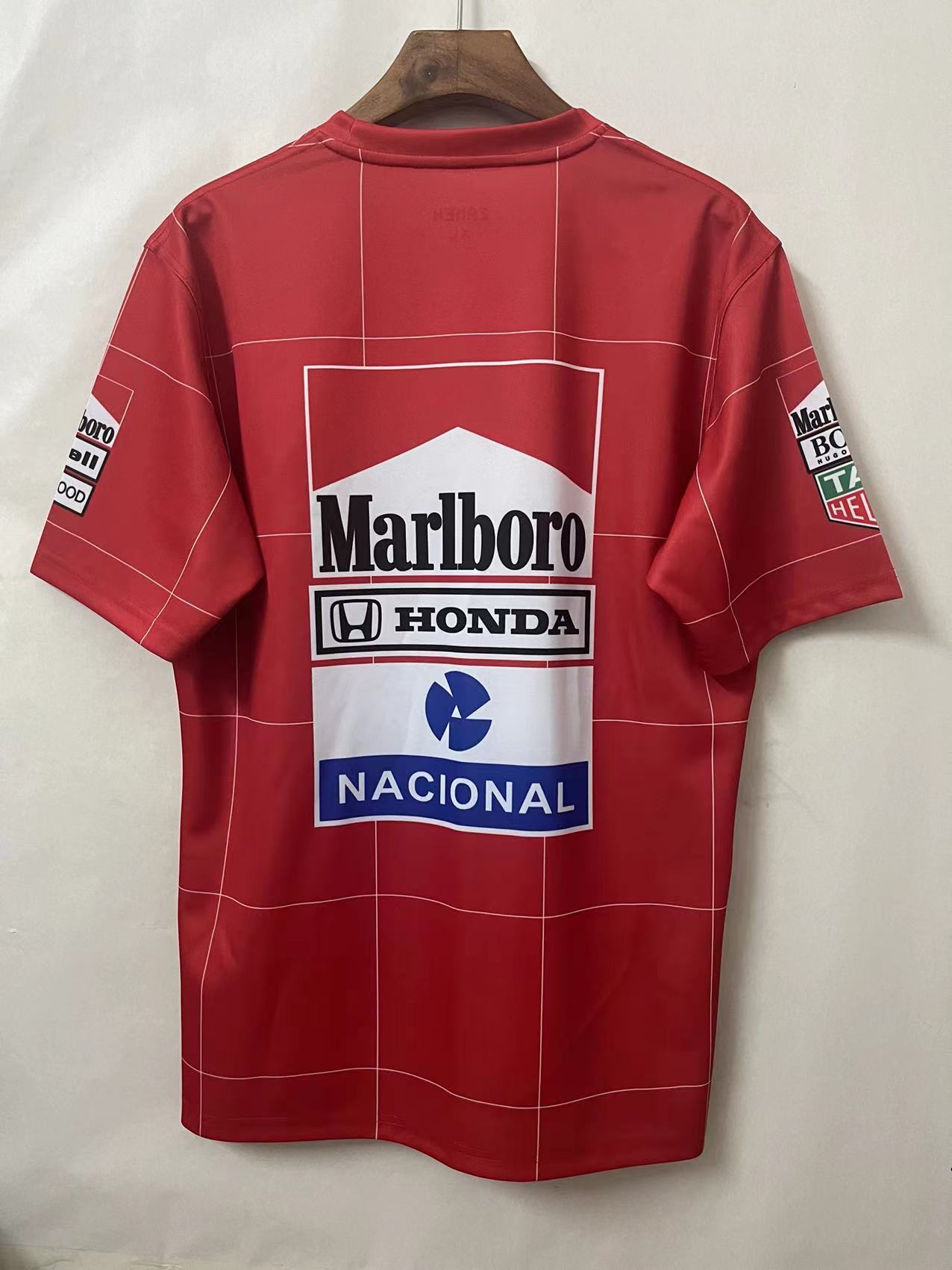 Scuderia Ferrari F1 Racing Team McLaren 1991 - view 4