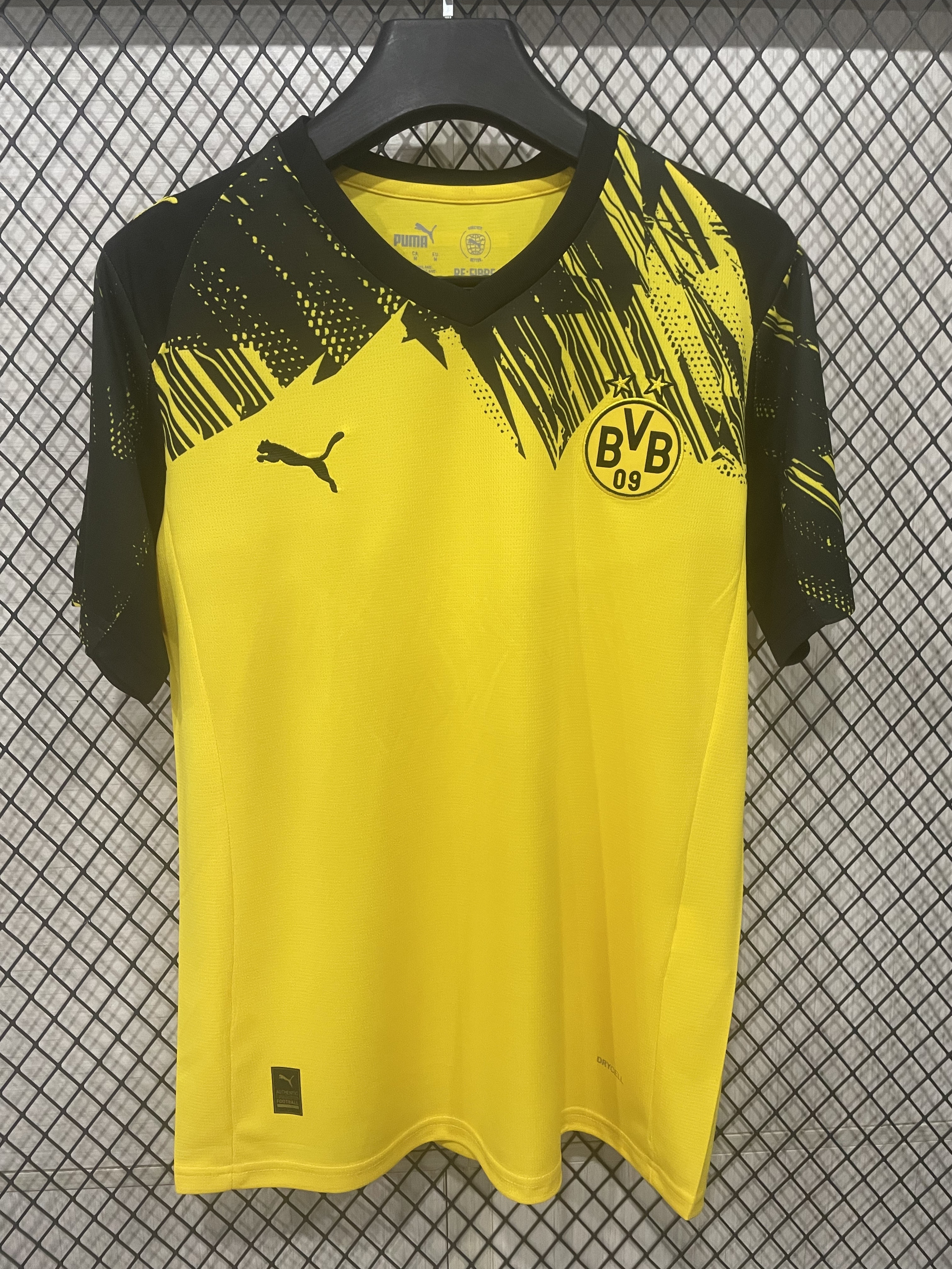 Borussia Dortmund Training Jersey S-4 XL - view 3