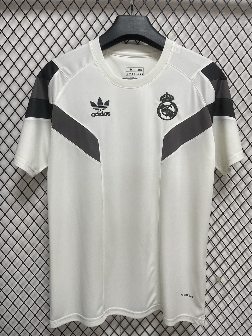Real Madrid Special Edition TS-4 XL - view 5